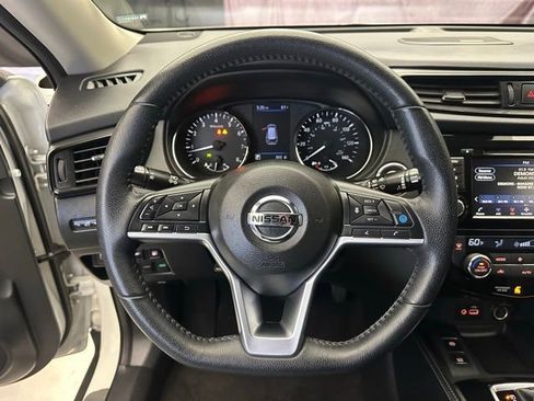 Used 2020 Nissan Rogue SL w/ Premium Package AWD/4WD image 24