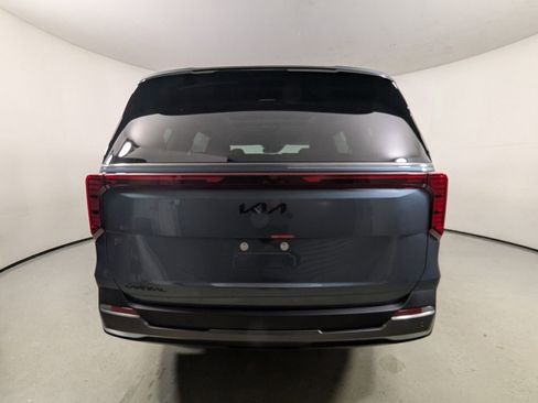 New 2026 Kia Carnival SX FWD image 6