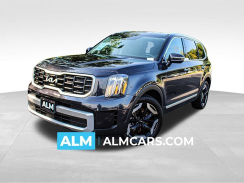 Used 2025 Kia Telluride S FWD image 1