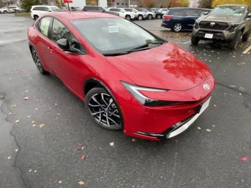 New 2026 Toyota Prius Plug-In Hybrid image 2