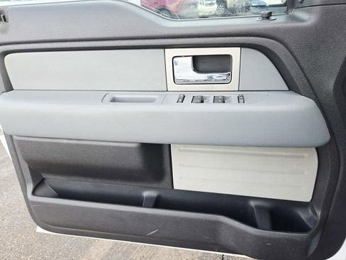 Used 2011 Ford F150 XL w/ Communications Pkg image 28