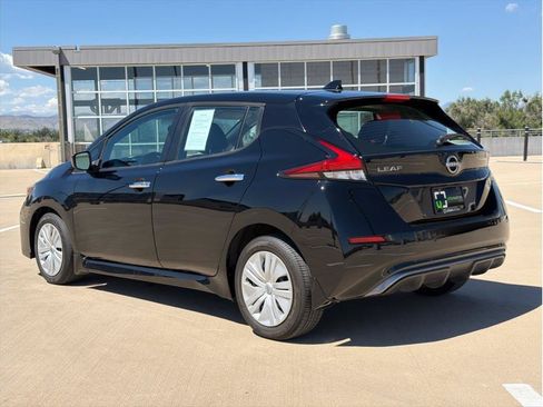 Used 2025 Nissan Leaf S FWD image 6