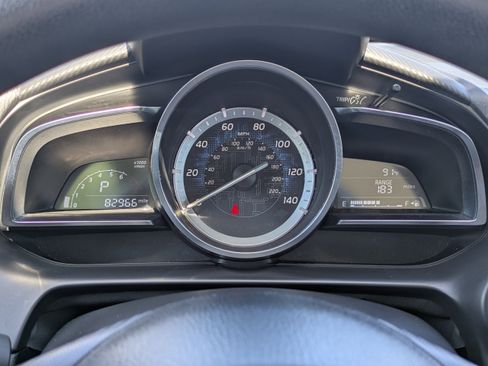 Used 2017 Toyota Yaris iA image 25