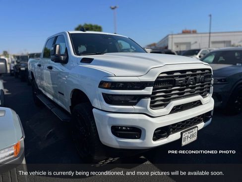 Used 2025 RAM 2500 Big Horn AWD/4WD image 8