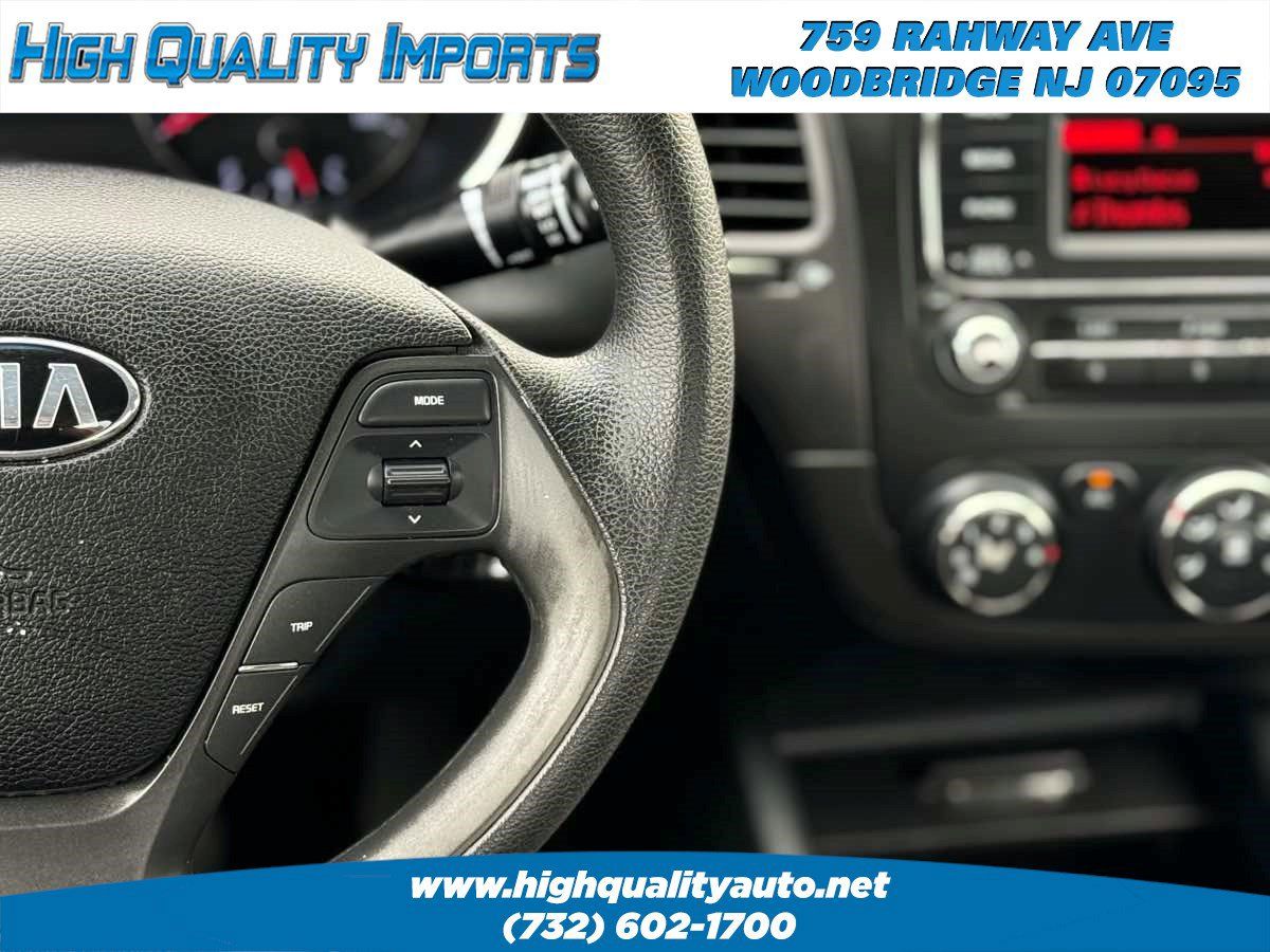 Used 2016 Kia Forte LX FWD image 36