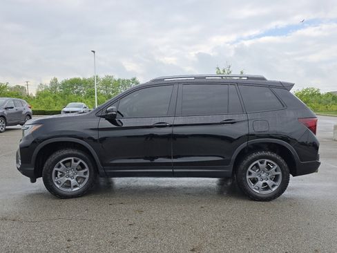 Used 2025 Honda Passport TrailSport image 15