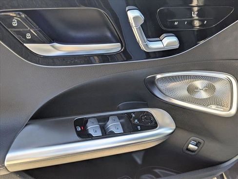 Certified 2024 Mercedes-Benz C 300 Sedan image 8