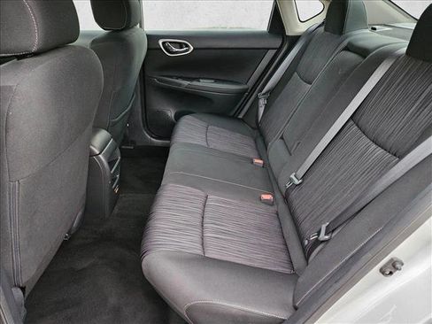 Used 2019 Nissan Sentra SV image 17