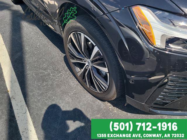 Used 2025 Volvo XC60 B5 Plus w/ Protection Package Premier AWD/4WD image 37