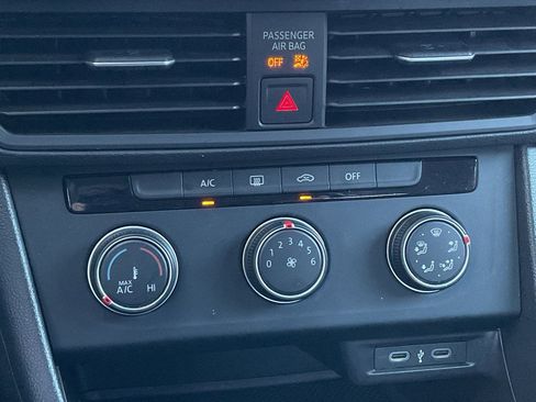 Used 2024 Volkswagen Jetta S image 31