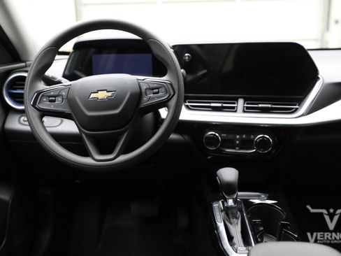 New 2026 Chevrolet Trax LT image 20