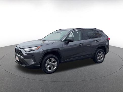 Used 2025 Toyota RAV4 LE image 8