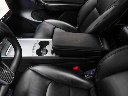 Used 2023 Tesla Model Y Long Range AWD/4WD image 20