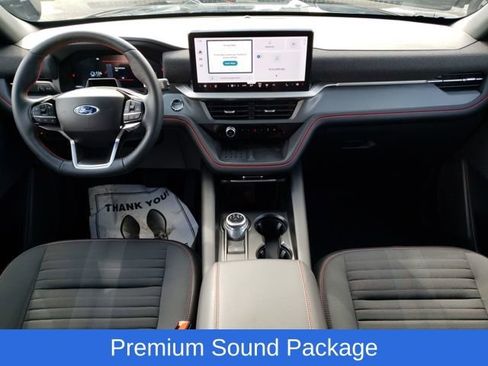 Used 2025 Ford Explorer ST-Line w/ Premium Package image 13