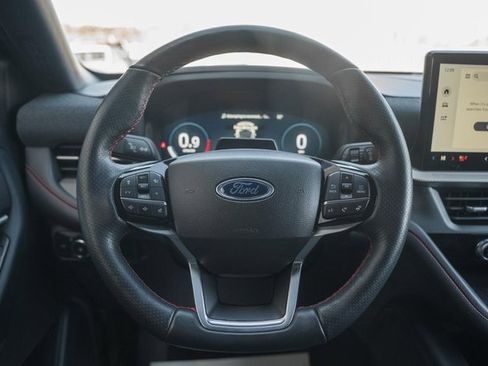 Used 2025 Ford Explorer ST-Line w/ ST-Line Street Pack image 30