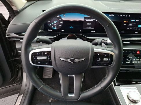 Used 2025 Genesis GV80 2.5T Standard image 14