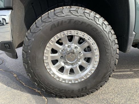 Used 2025 Chevrolet Silverado 2500 LT w/ Safety Package image 47