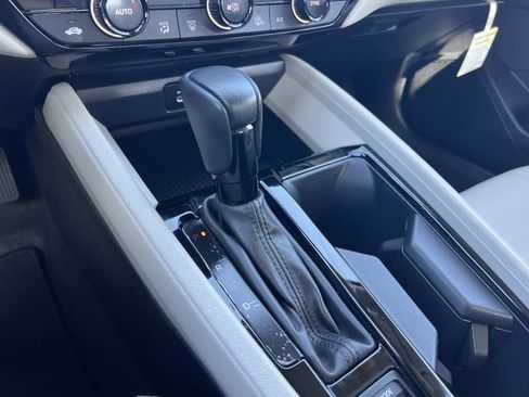 Used 2023 Honda Accord EX-L image 16