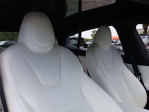 Used 2023 Tesla Model S Standard Range AWD/4WD image 33