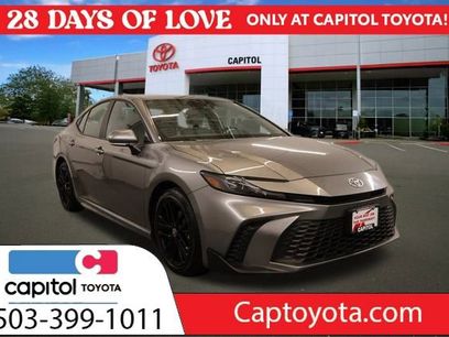 Used 2025 Toyota Camry SE