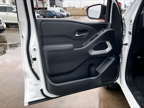 Certified 2023 Nissan Frontier SV w/ Tow Package image 20