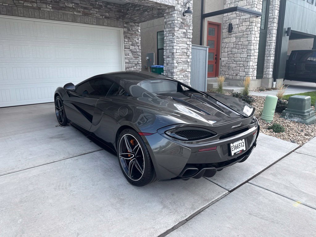 Used 2016 McLaren 570S Coupe RWD image 7