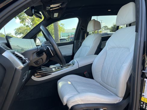 Certified 2024 BMW X7 xDrive40i w/ Premium Package AWD/4WD image 16