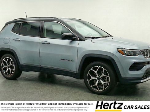 Used 2025 Jeep Compass Limited image 1