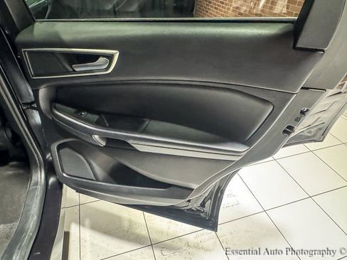 Used 2024 Ford Edge SEL image 29