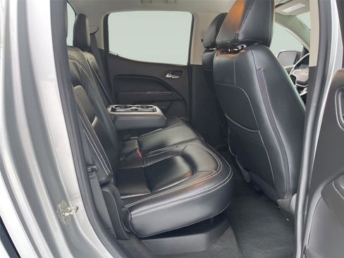 Used 2018 Chevrolet Colorado LT image 28