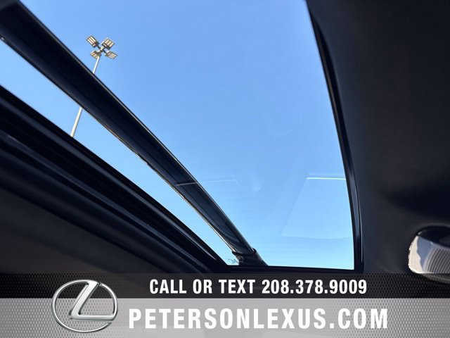 Used 2025 Lexus RX 350 AWD/4WD image 14