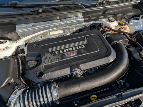 Certified 2024 Cadillac XT4 Sport image 40