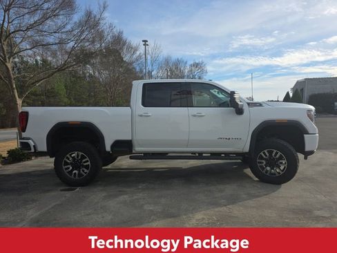 Used 2020 GMC Sierra 2500 AT4 w/ AT4 Premium Package image 9