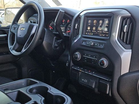 Used 2022 Chevrolet Silverado 1500 Custom image 29