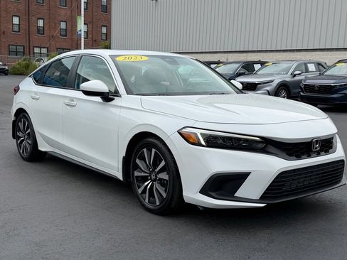 Used 2023 Honda Civic EX-L image 1