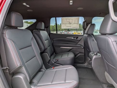 New 2026 Chevrolet Traverse Z71 w/ Driver Confidence Package AWD/4WD image 29