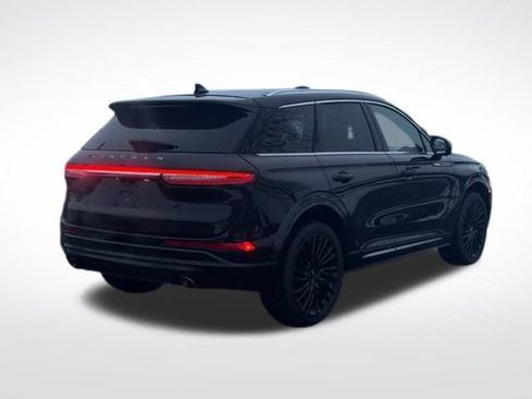 New 2026 Lincoln Corsair Premiere image 5