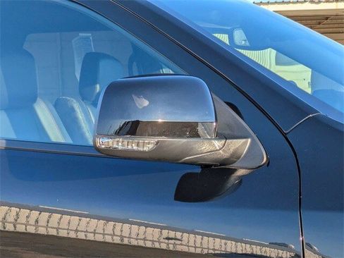 Used 2024 Dodge Durango GT image 12