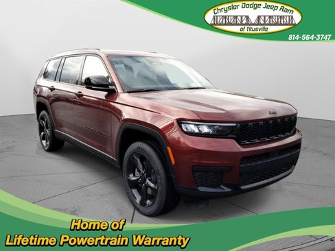 New 2025 Jeep Grand Cherokee L Laredo image 3