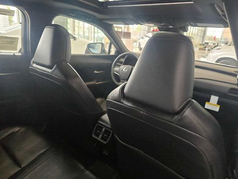 New 2026 Lexus UX 300h AWD image 16