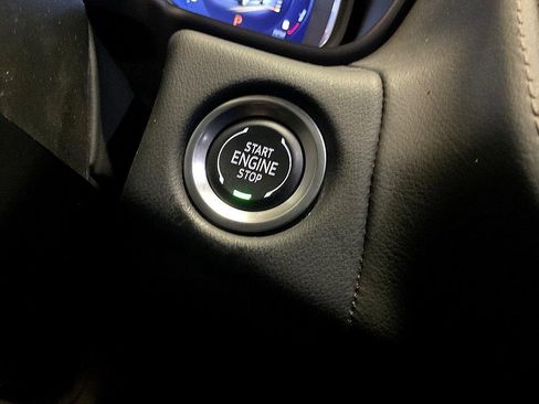 Used 2024 Chevrolet Tahoe High Country image 23