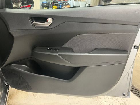 Used 2021 Hyundai Accent Limited w/ Cargo Package FWD image 24