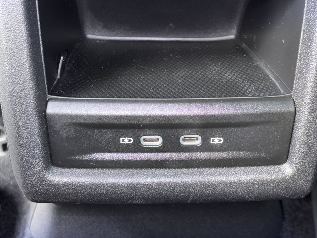 Certified 2023 Volkswagen ID.4 Pro RWD image 31