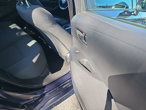 Used 2022 Toyota Corolla LE image 43