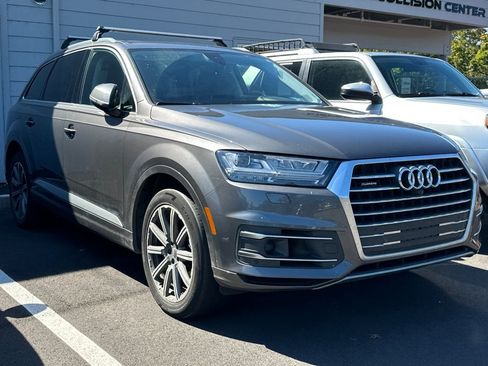 Used 2018 Audi Q7 3.0T Premium Plus AWD/4WD image 2