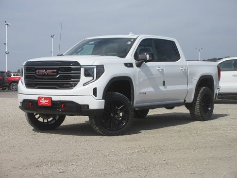 New 2026 GMC Sierra 1500 AT4 w/ AT4 Premium Package image 9