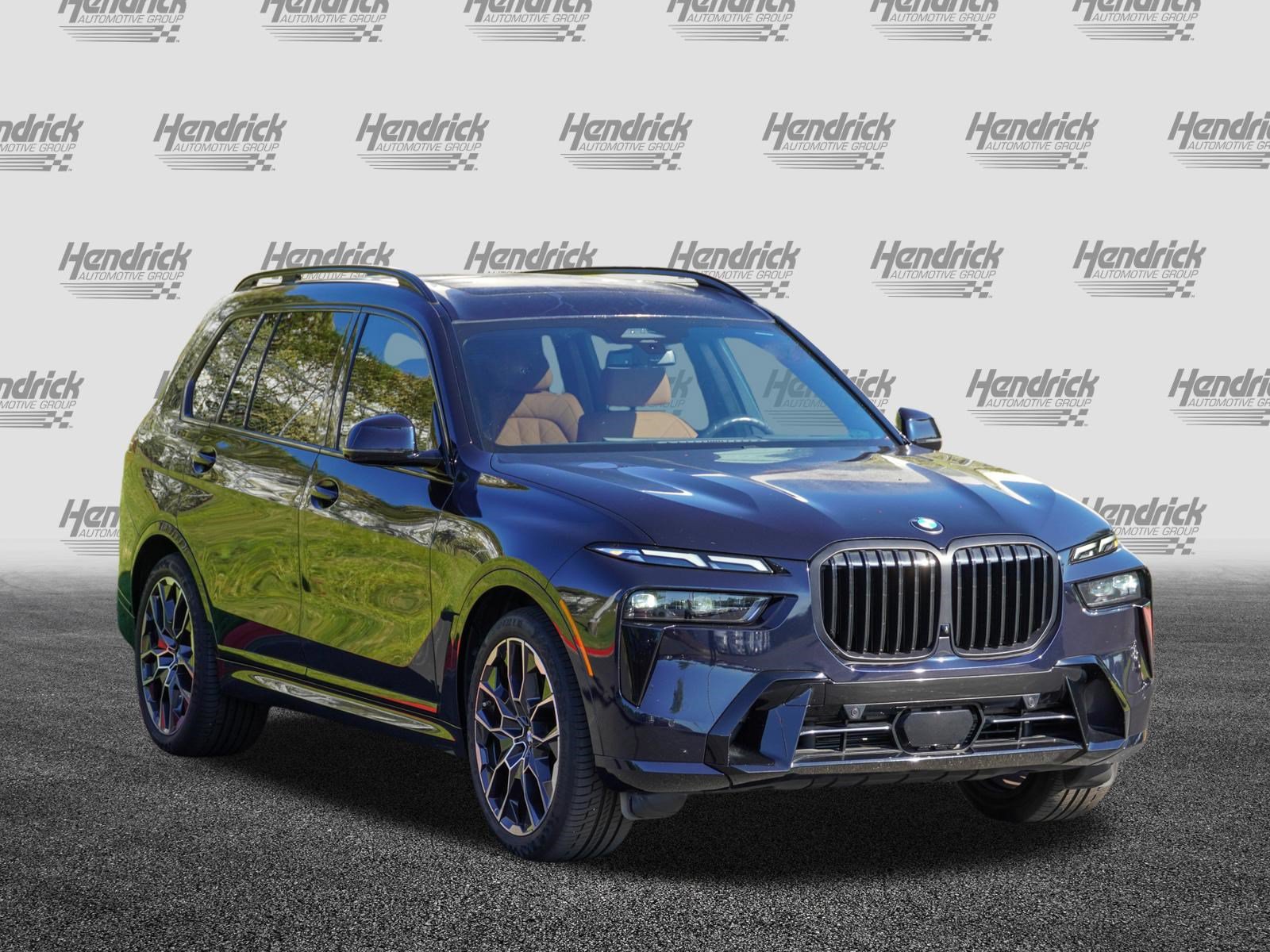 Certified 2024 BMW X7 xDrive40i w/ M Sport Package AWD/4WD image 2