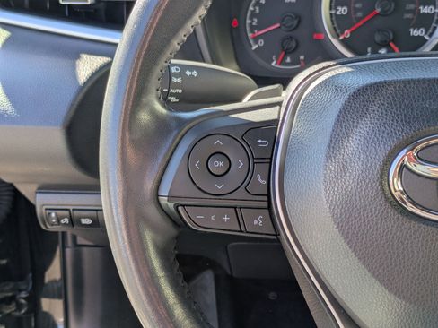 Used 2022 Toyota Corolla SE w/ SE Premium Package image 21