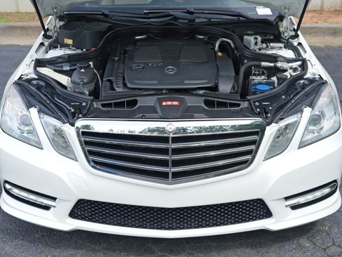 Used 2013 Mercedes-Benz E 350 Sedan image 7