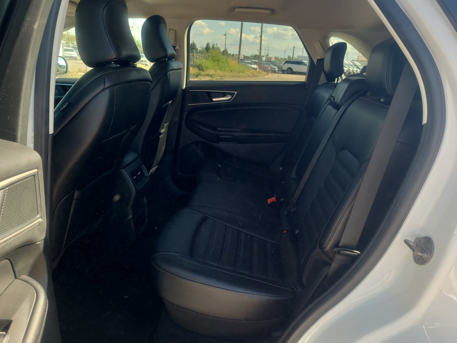 Used 2024 Ford Edge SEL AWD/4WD image 17